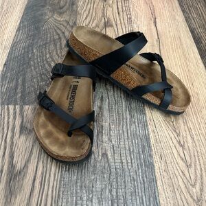 Birkenstock Mayari Women's Black Cross-Strap Sandals